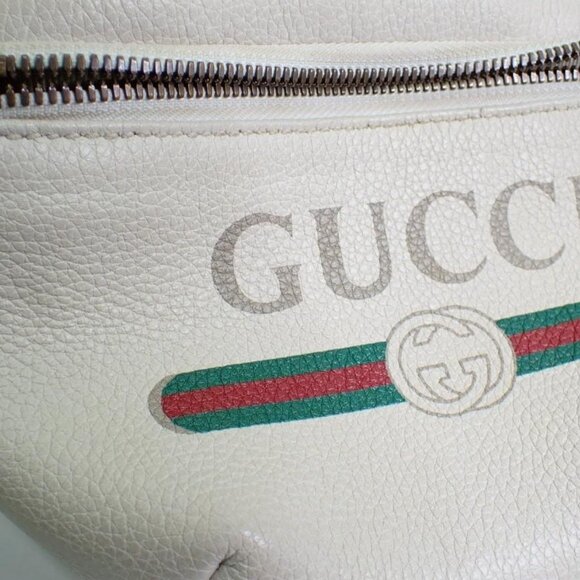 Gucci Grained Calfskin Small Logo Belt Bag eith COA - Picture 8 of 16